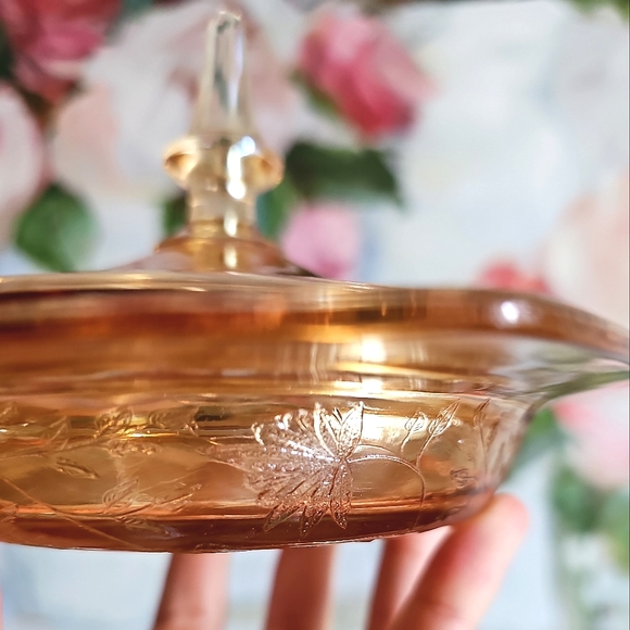 Beautiful Royal Amber Fostoria Antique Butter Dish, Floral Candy Dish 1930's - Picture 4 of 16